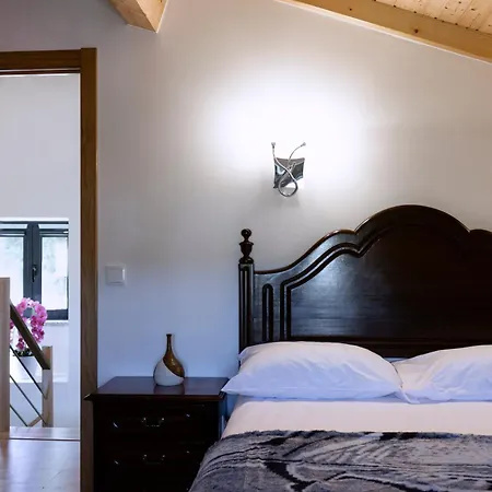 Casa Da Ladeira Feriehus *