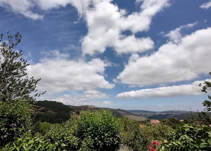 Casa Da Ladeira Feriehus *